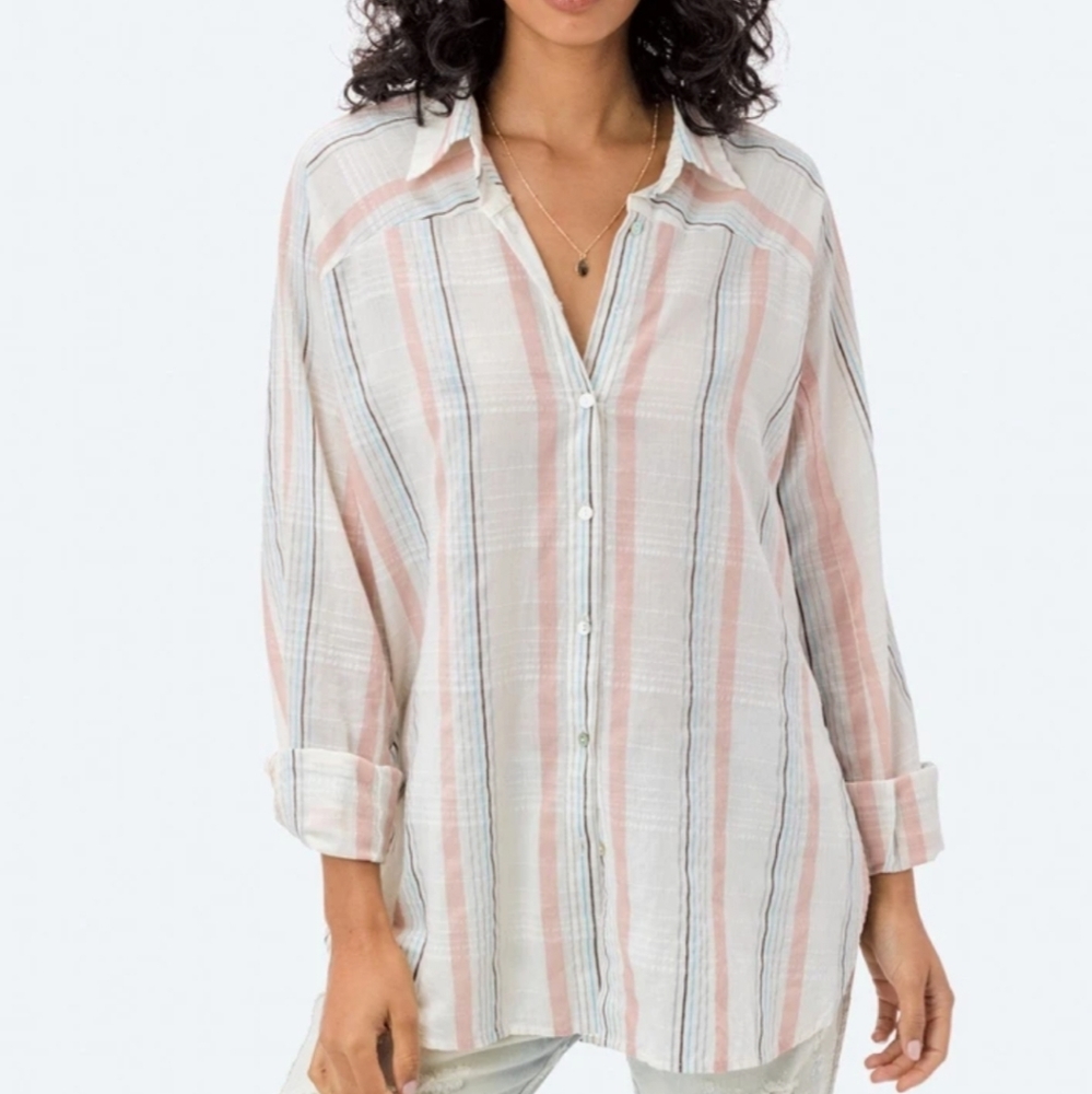 🌲 NWT Lovestitch tie top - Picture 2 of 7